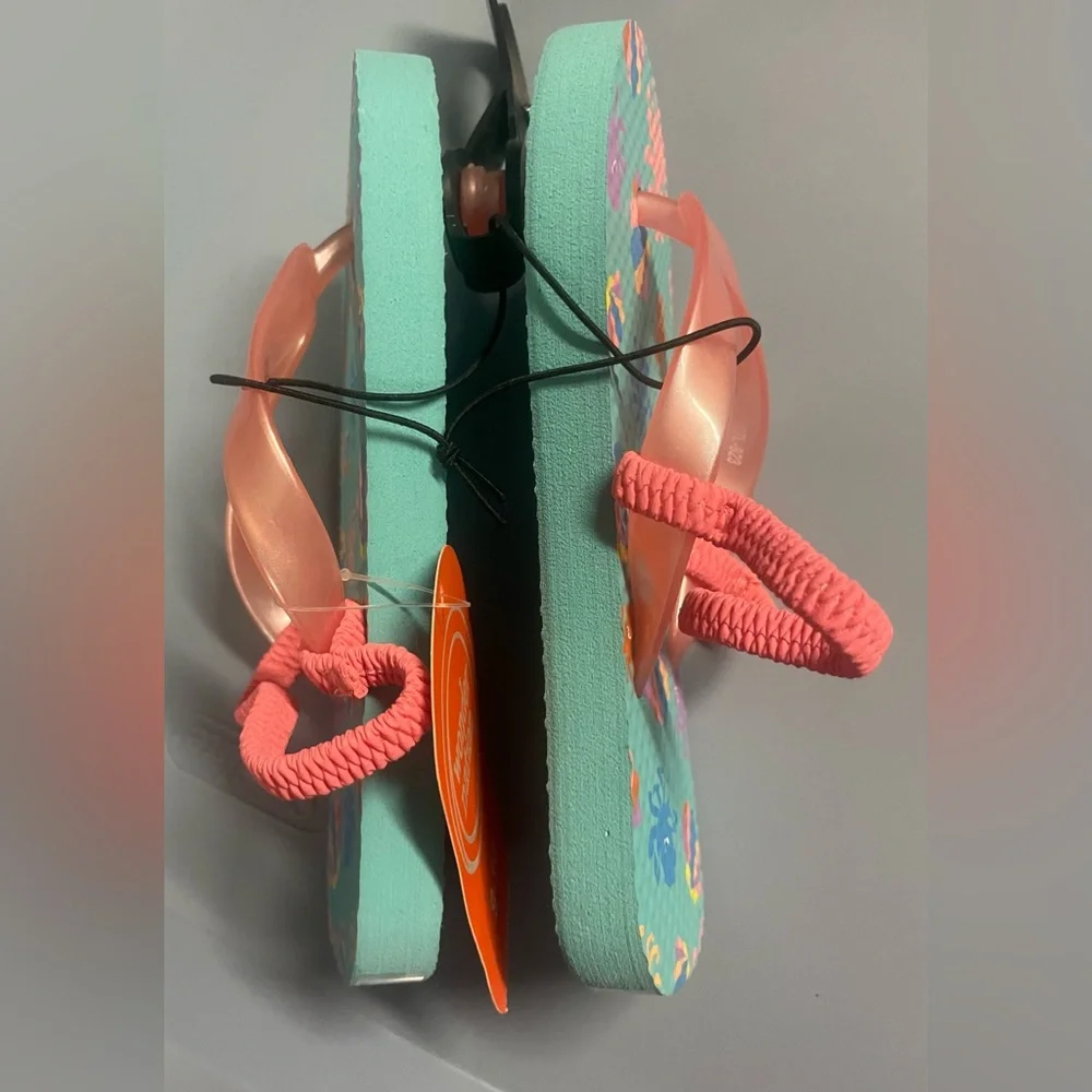 🔴 3/$12 Girls’ Ocean themed Pink and Blue‎ Sandals! NWT!